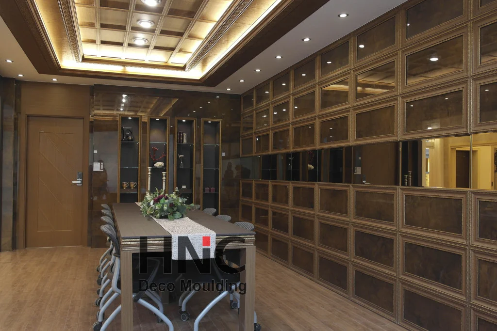 Phào chỉ HNC thi công trong kiến trúc sang trọng
