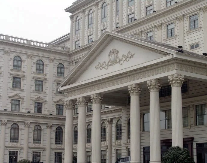 Phao Chi Ngoai That Ngoai Troi.jpg1